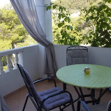 Apartamento Danica Gdinj
